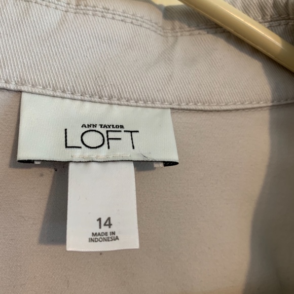 Ann Taylor Loft Off-White Jacket with Black Trim - Picture 11 of 12